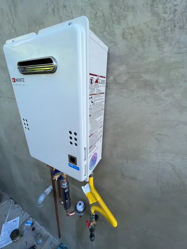 Tankless water heater installation for Lake Hunter Terrace homes